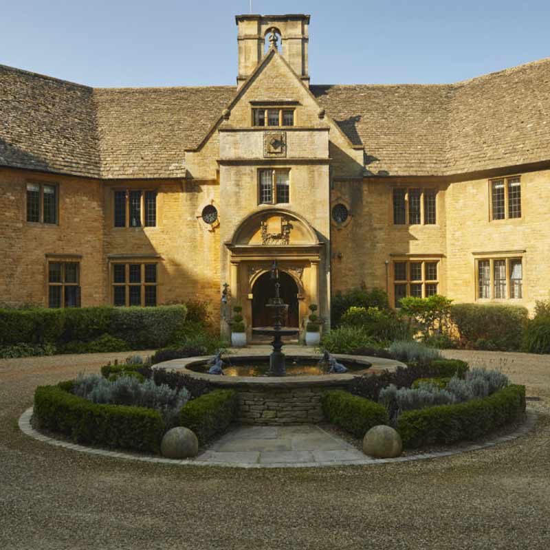Foxhill Manor Exterior and Fountain